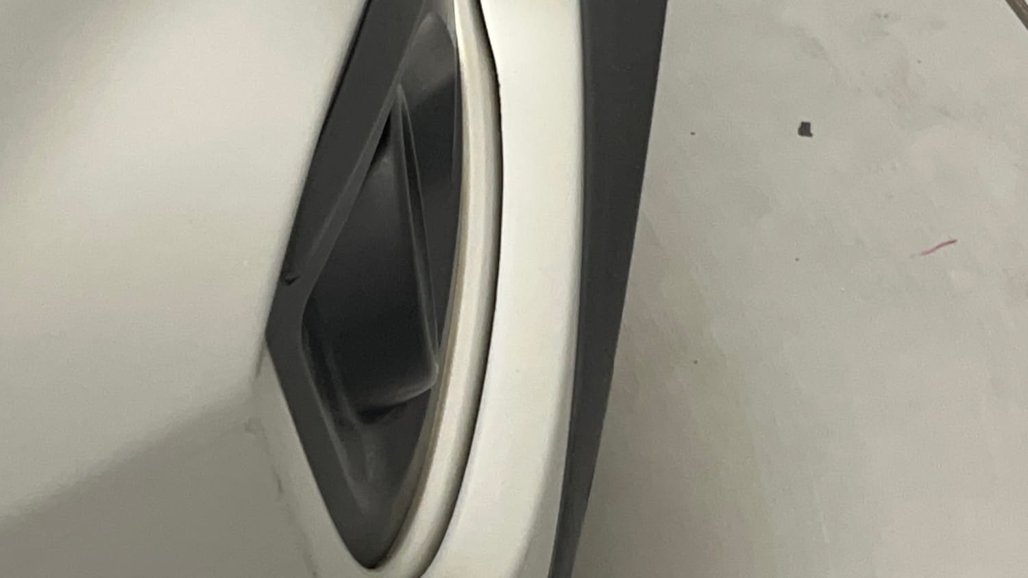 Used 2017 Maruti Suzuki Ertiga VXI AT Petrol Automatic dents MINOR SCRATCH