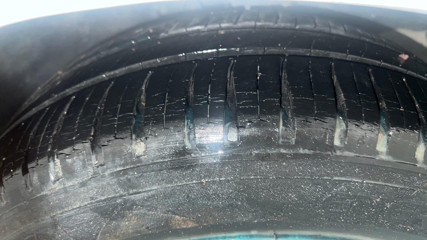Used 2015 Honda Amaze 1.2 SX i-VTEC Petrol Manual tyres RIGHT FRONT TYRE TREAD VIEW
