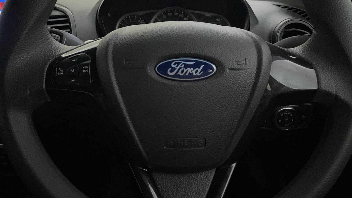 Used 2021 Ford Freestyle Titanium Plus 1.2 Ti-VCT Petrol Manual top_features Airbags