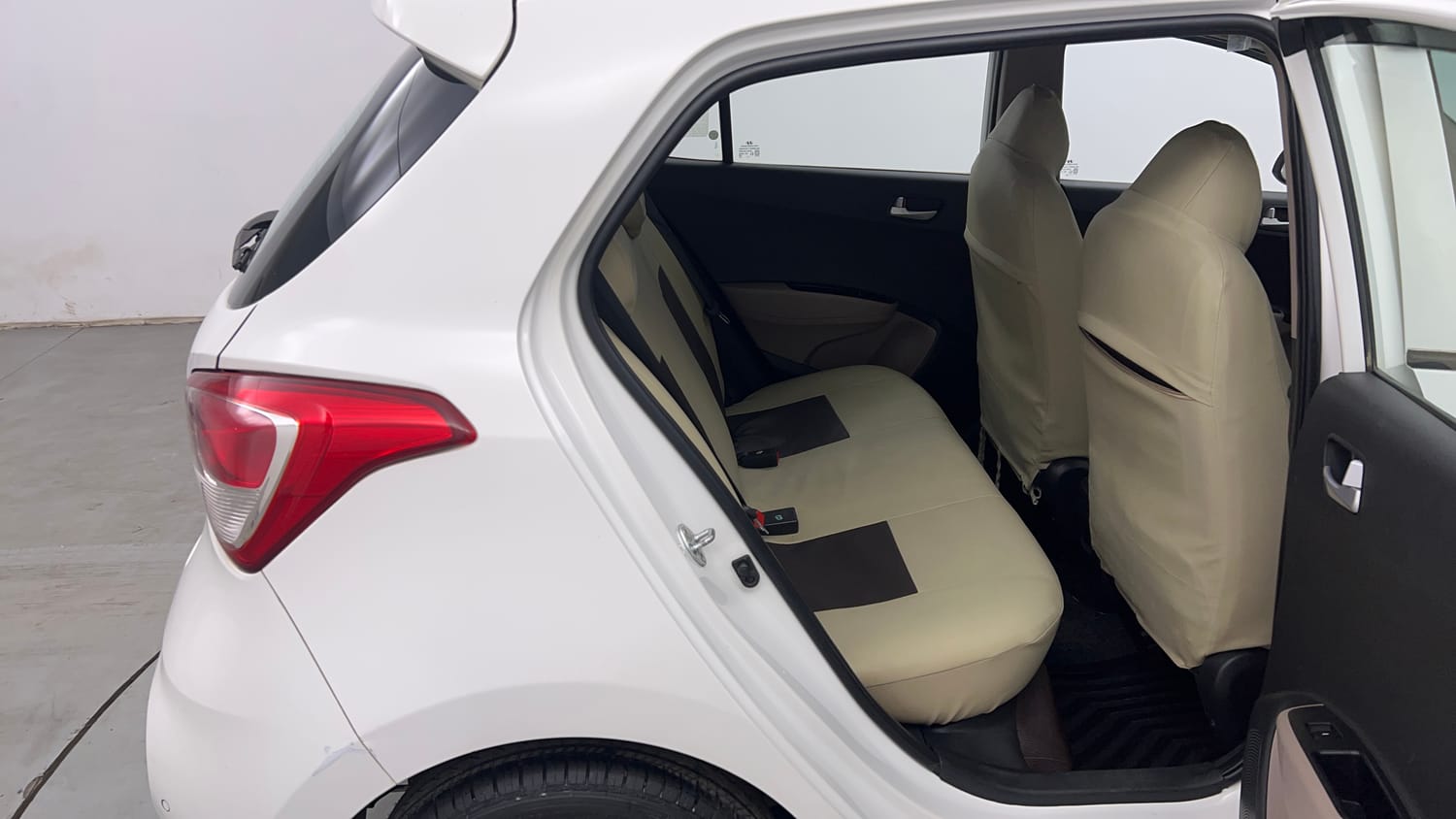 Used 2017 Hyundai Grand i10 Asta 1.2 Kappa VTVT Petrol Manual interior RIGHT SIDE REAR DOOR CABIN VIEW