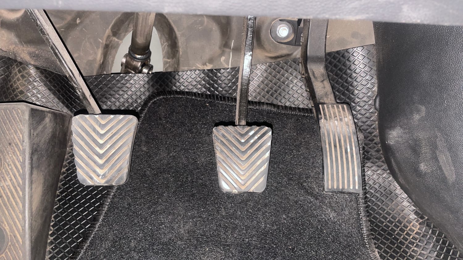Used 2019 Hyundai Elite i20 Asta 1.2 (O) Petrol Manual interior PEDALS VIEW