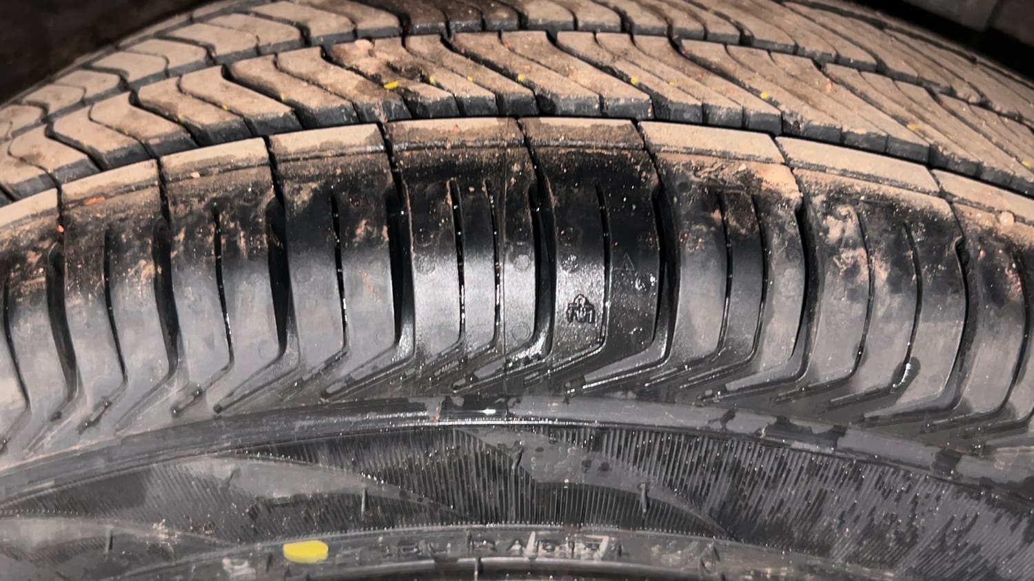 Used 2015 Honda Amaze 1.2 S i-VTEC Petrol Manual tyres LEFT REAR TYRE TREAD VIEW