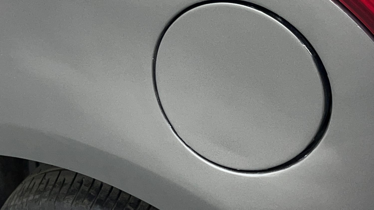 Used 2015 Maruti Suzuki Swift VXi Petrol Manual dents MINOR SCRATCH