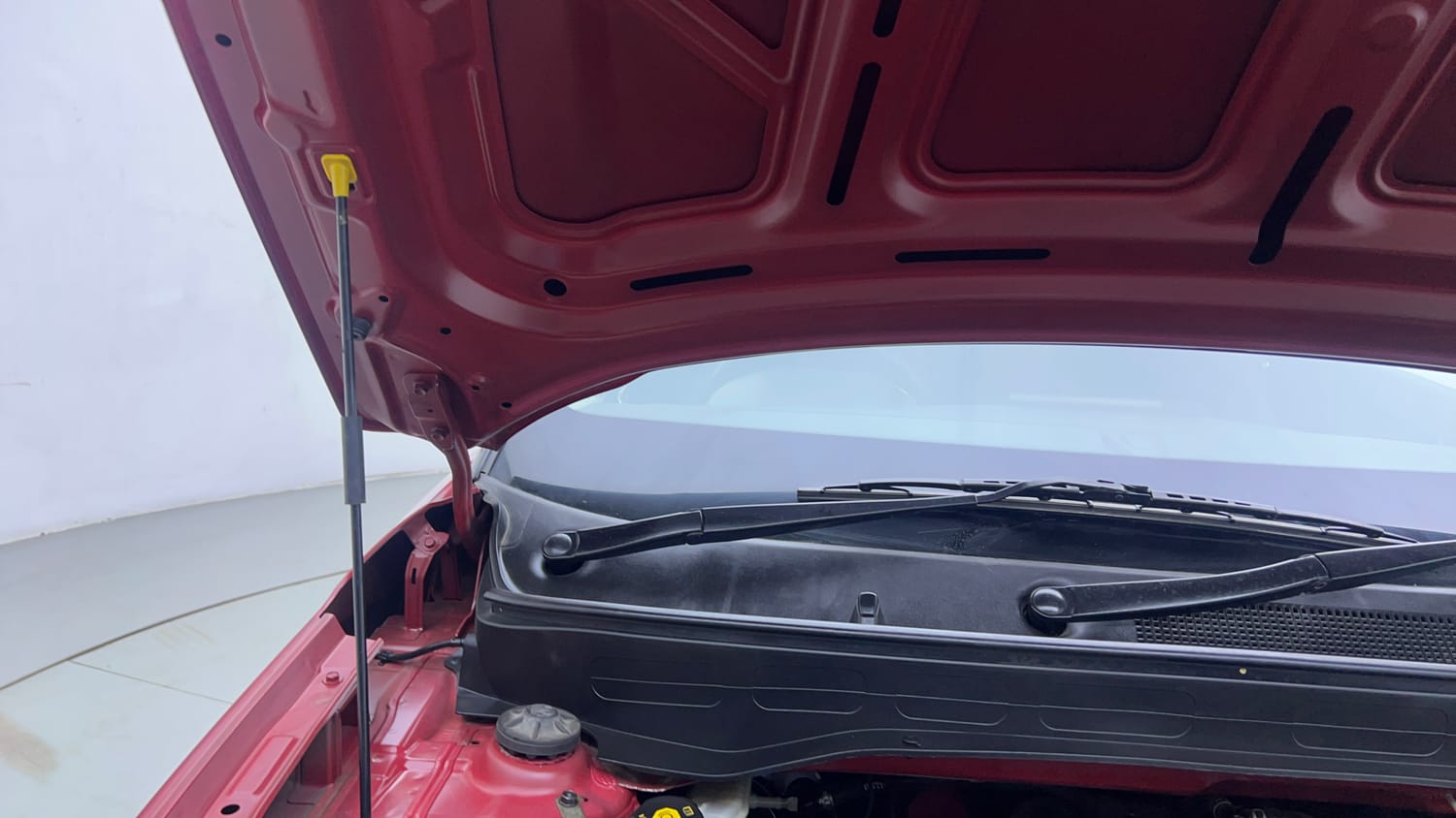 Used 2019 Hyundai Venue SX Plus 1.0 Turbo DCT Petrol Automatic engine ENGINE RIGHT SIDE HINGE & APRON VIEW
