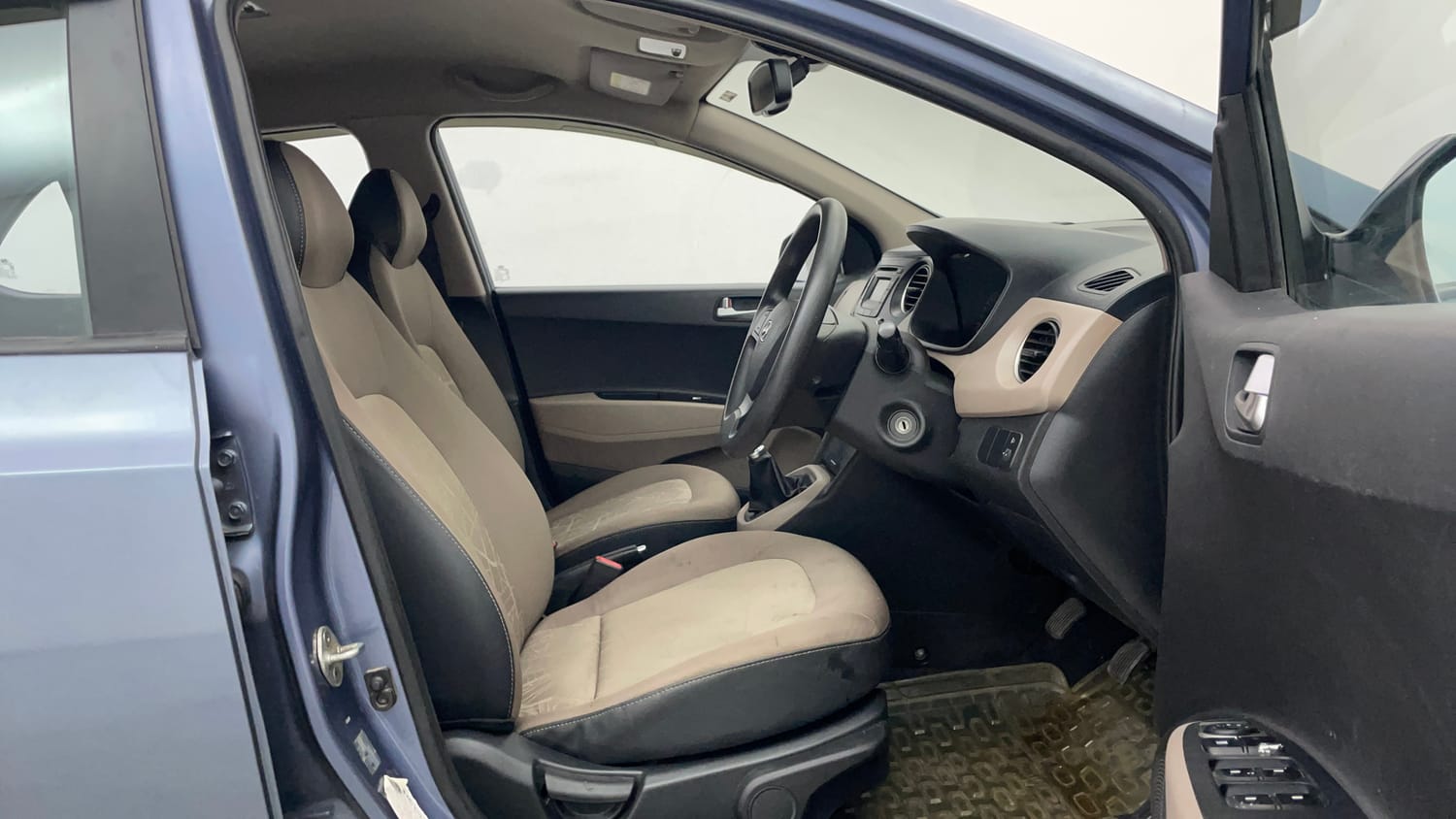 Used 2016 Hyundai Xcent SX 1.2 Petrol Manual interior RIGHT SIDE FRONT DOOR CABIN VIEW