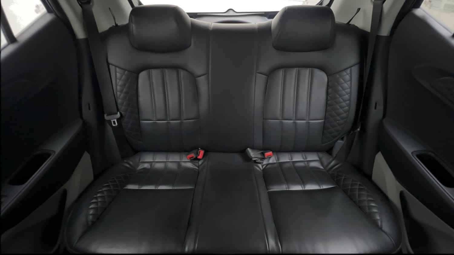 Used 2022 Hyundai Grand i10 Nios Sportz 1.2 Kappa VTVT Petrol Manual interior REAR SEAT CONDITION VIEW