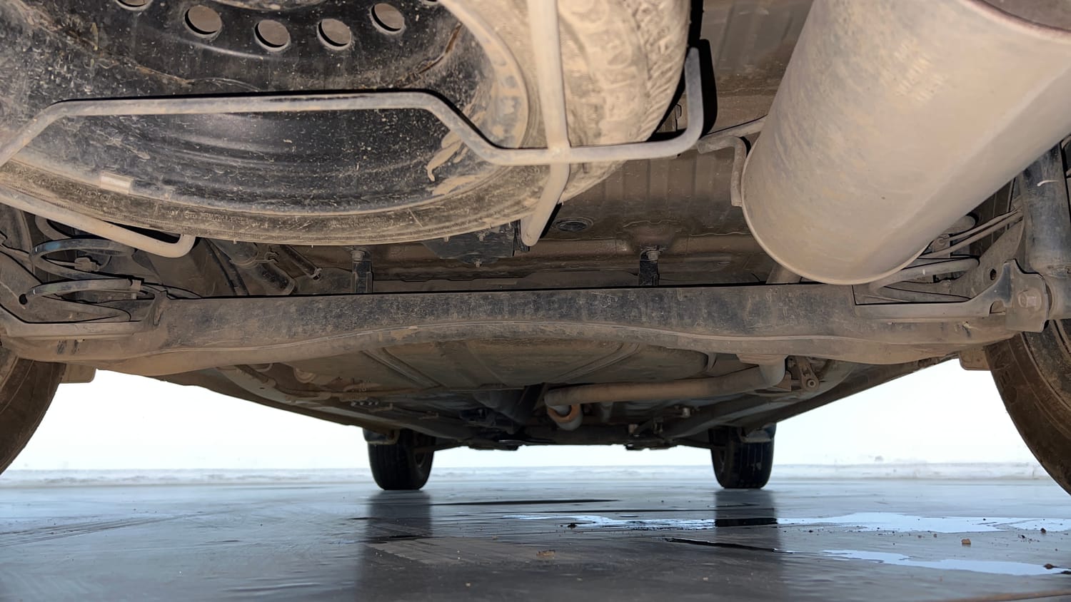 Used 2022 Maruti Suzuki New Ertiga VXi Petrol Manual extra REAR UNDERBODY VIEW (TAKEN FROM REAR)