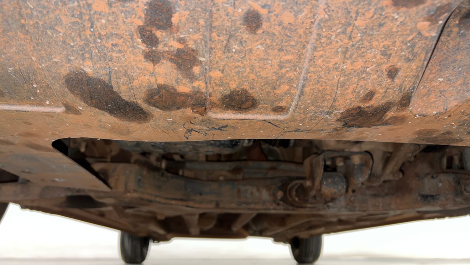 Used 2018 Hyundai Elite i20 Sportz 1.2 Petrol Manual extra FRONT LEFT UNDERBODY VIEW