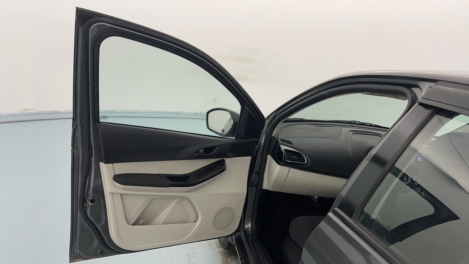 Used 2023 Tata Tigor XZ CNG Cng Manual interior LEFT FRONT DOOR OPEN VIEW