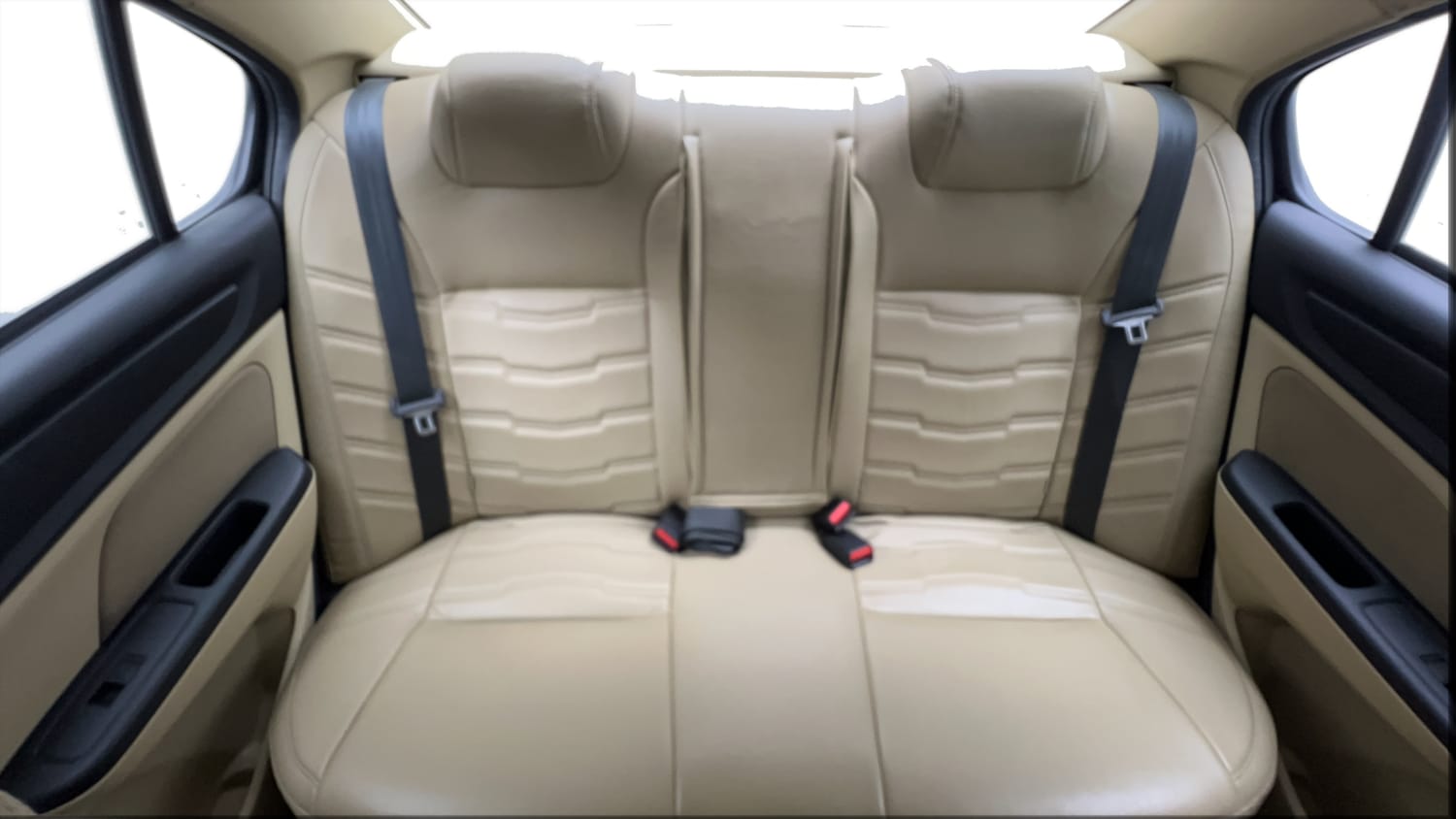 Used 2022 Honda Amaze VX CVT 1.2 Petrol Petrol Automatic interior REAR SEAT CONDITION VIEW