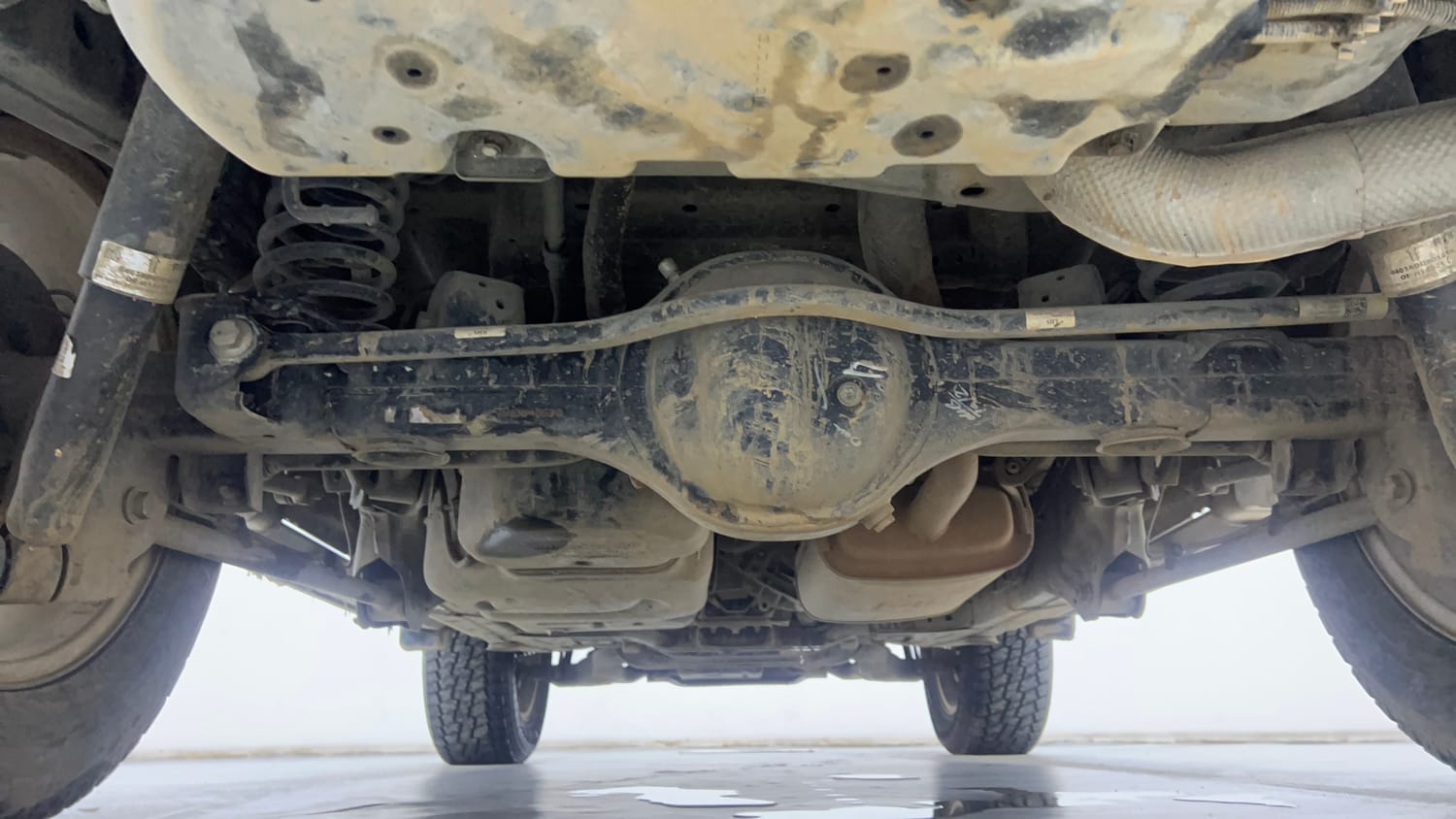 Used 2022 mahindra Thar LX Hard Top Diesel AT 4WD Diesel Automatic extra REAR UNDERBODY VIEW (TAKEN FROM REAR)