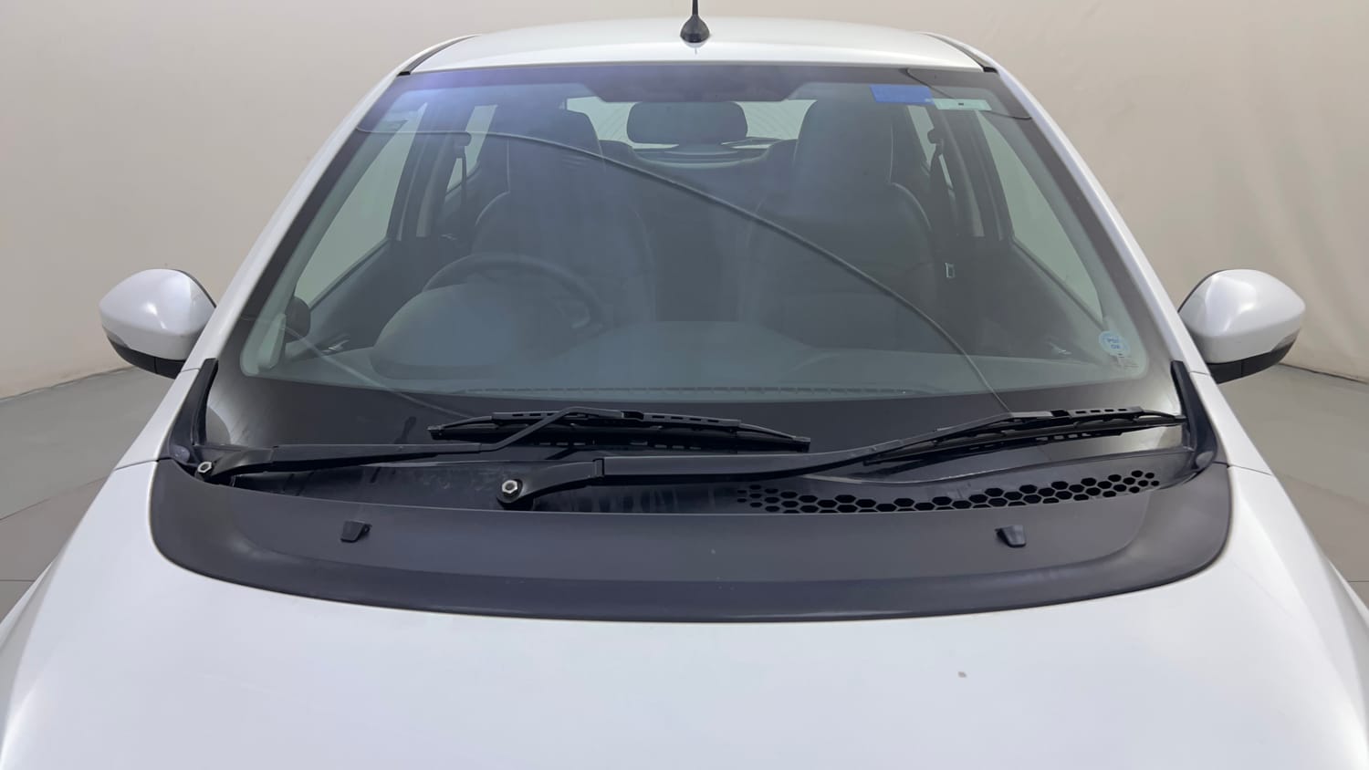 Used 2018 Tata Tiago Revotron XZ Petrol Manual exterior FRONT WINDSHIELD VIEW
