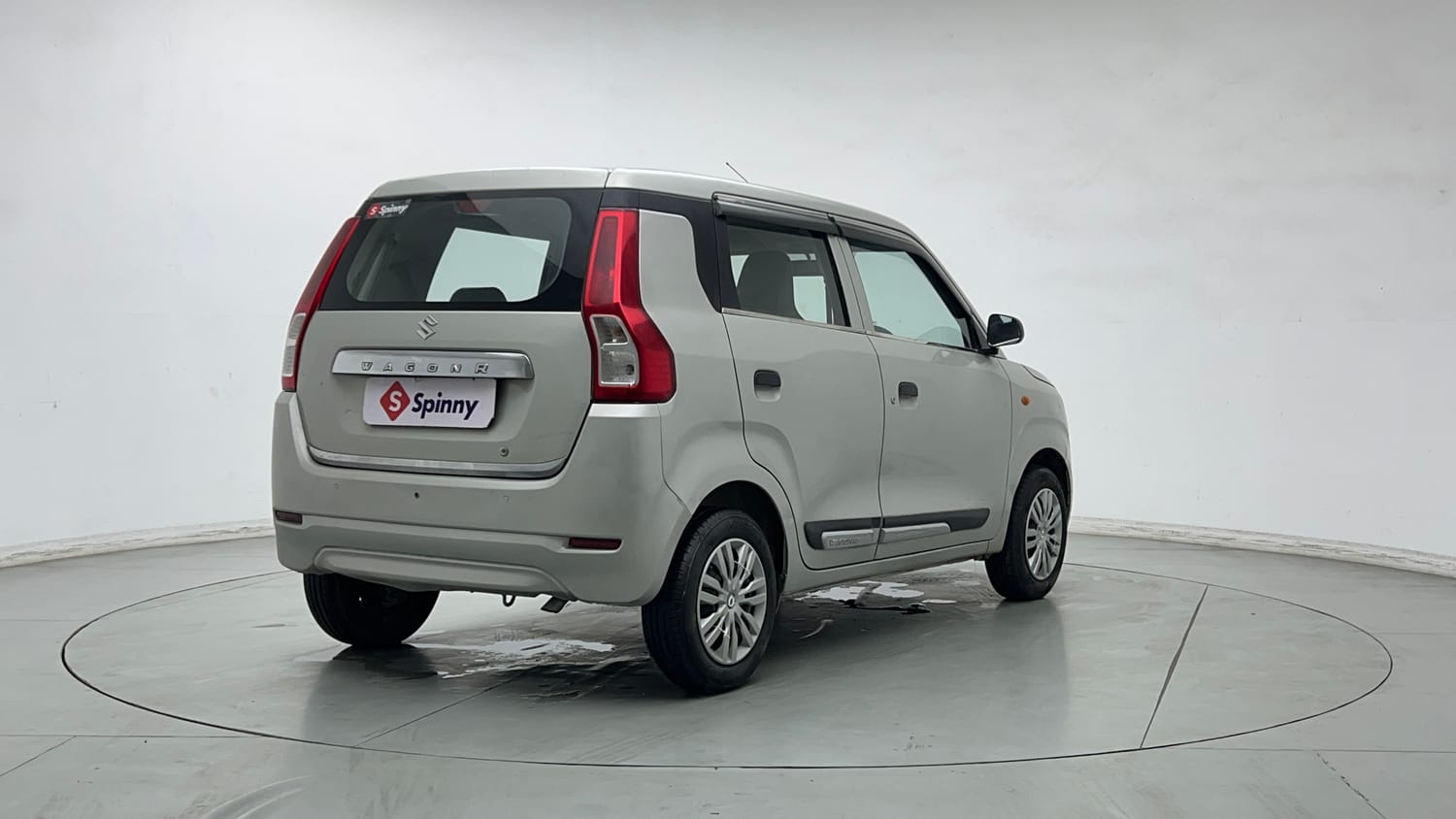 Used 2021 Maruti Suzuki Wagon R LXi 1.0 CNG Cng Manual exterior RIGHT REAR CORNER VIEW
