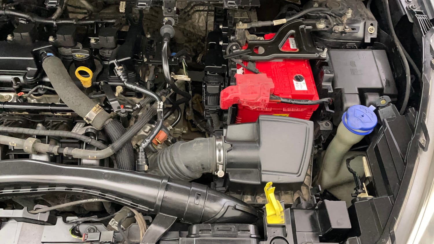 Used 2019 Ford Freestyle Titanium 1.2 Ti-VCT Petrol Manual engine ENGINE LEFT SIDE VIEW