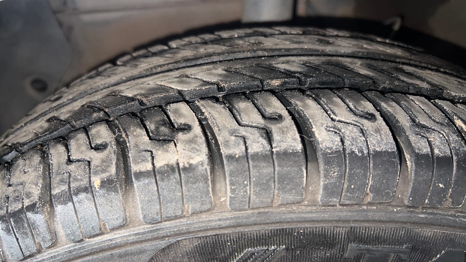 Used 2021 Hyundai Santro Sportz AMT Petrol Automatic tyres LEFT FRONT TYRE TREAD VIEW
