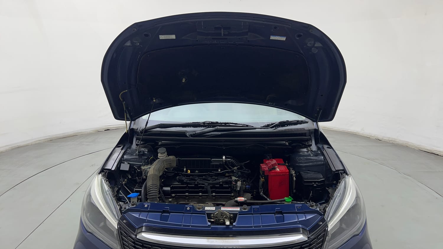 Used 2019 Maruti Suzuki Ciaz Alpha Hybrid 1.5 Petrol Manual engine ENGINE & BONNET OPEN FRONT VIEW