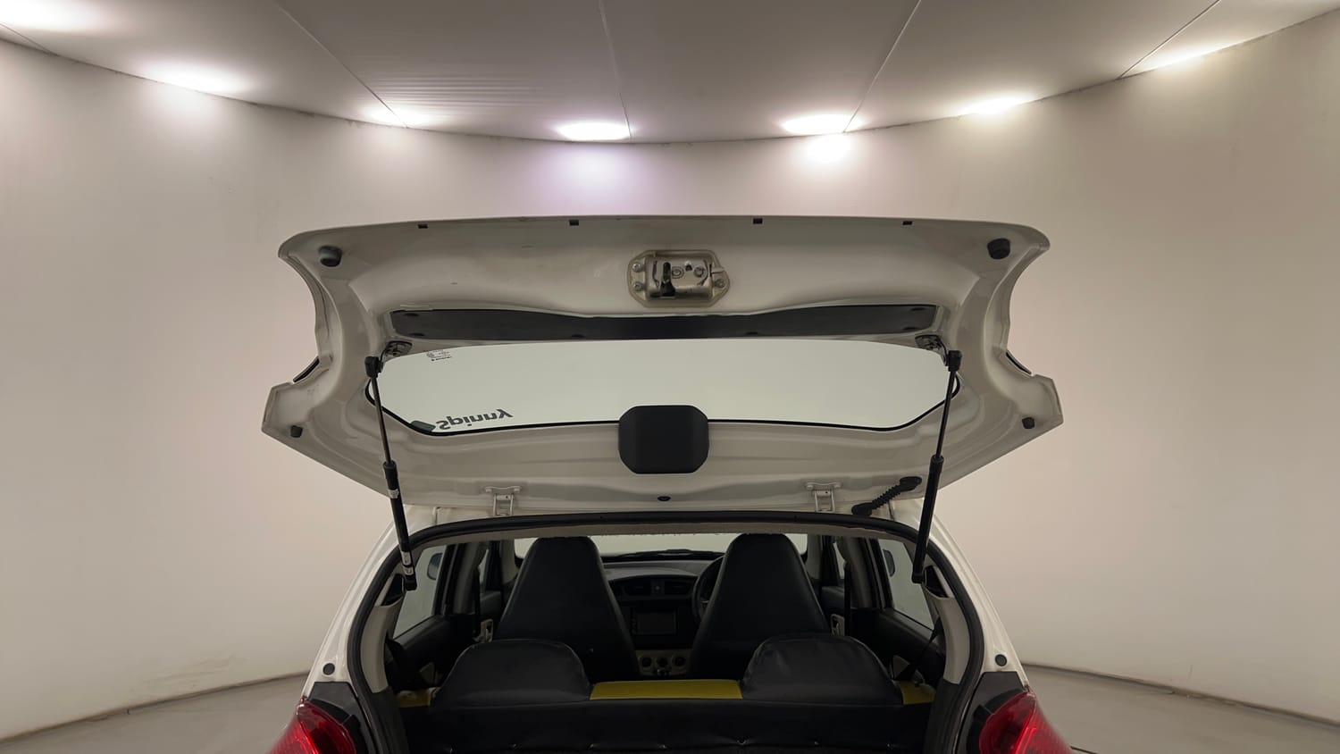 Used 2020 Maruti Suzuki Alto 800 LXi Petrol Manual interior DICKY DOOR OPEN VIEW