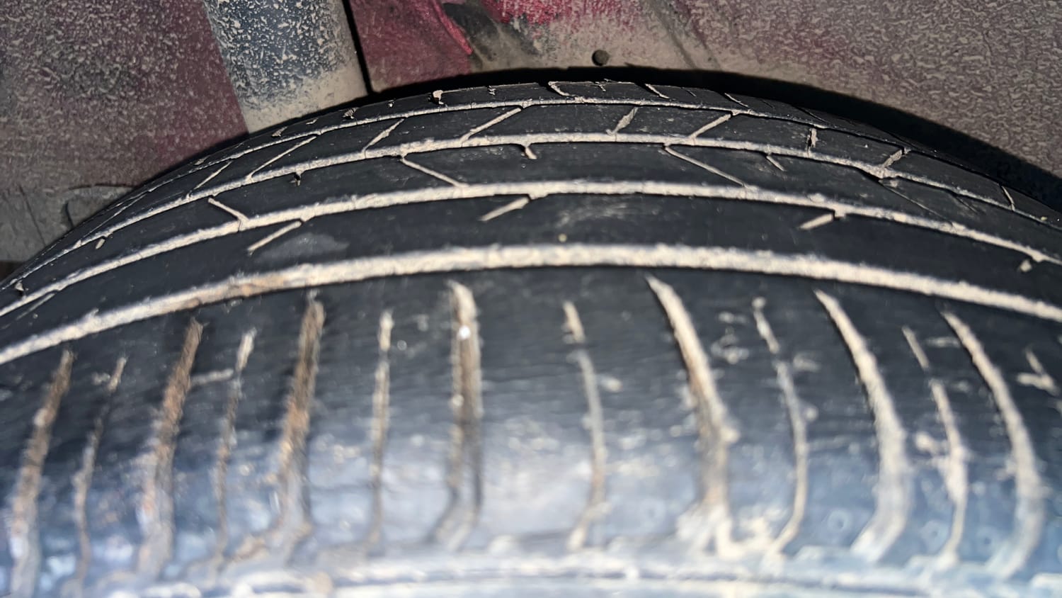 Used 2019 Hyundai Venue SX Plus 1.0 Turbo DCT Dual Tone Petrol Automatic tyres RIGHT REAR TYRE TREAD VIEW