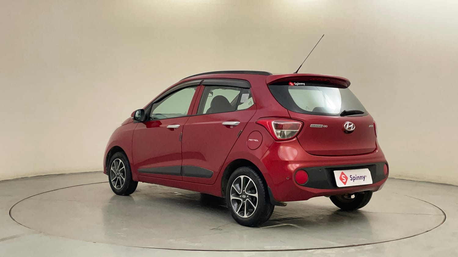 Used 2018 Hyundai Grand i10 Asta 1.2 Kappa VTVT Petrol Manual exterior LEFT REAR CORNER VIEW