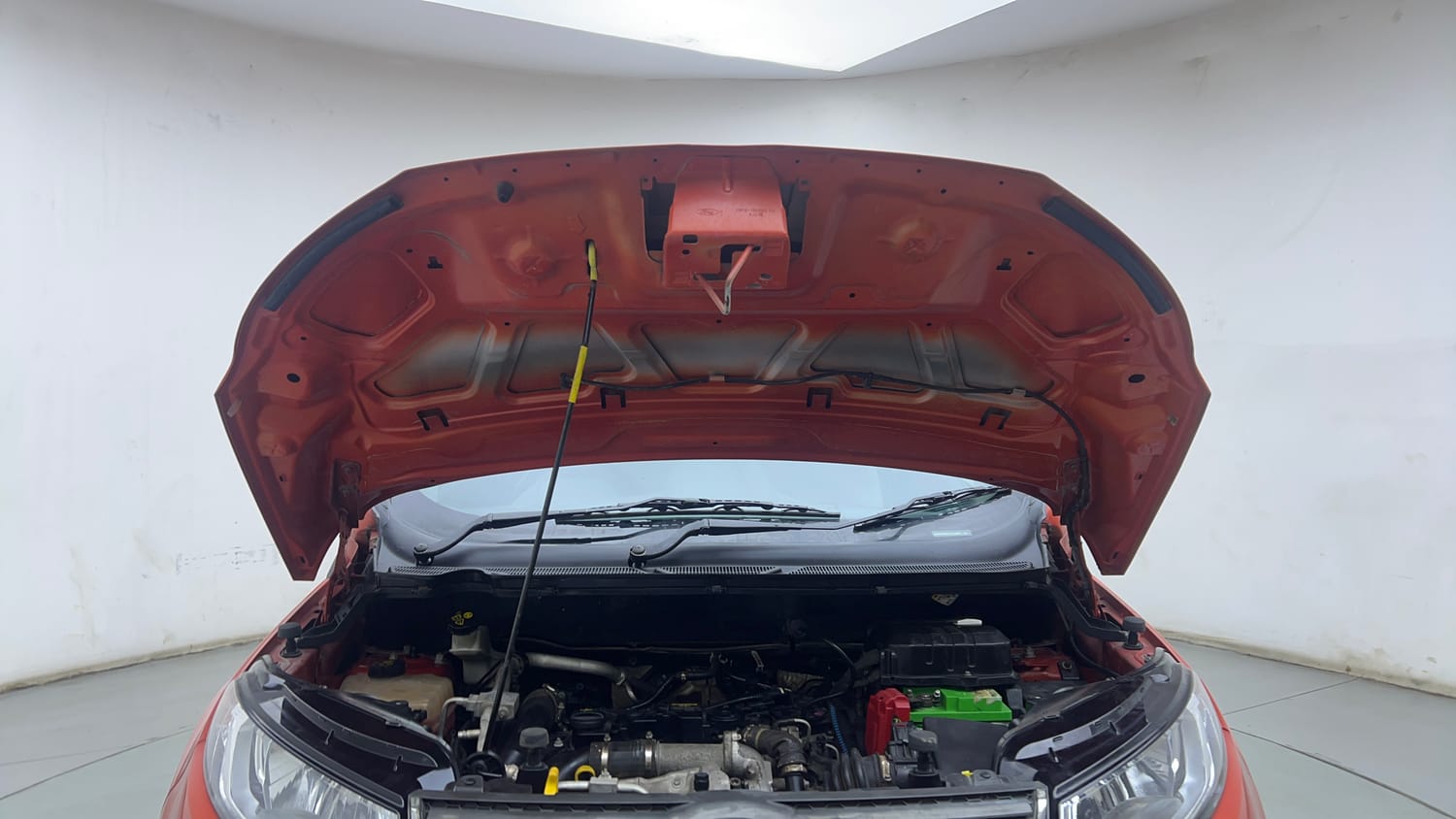 Used 2017 Ford EcoSport Titanium 1.5L TDCi Diesel Manual engine ENGINE & BONNET OPEN FRONT VIEW