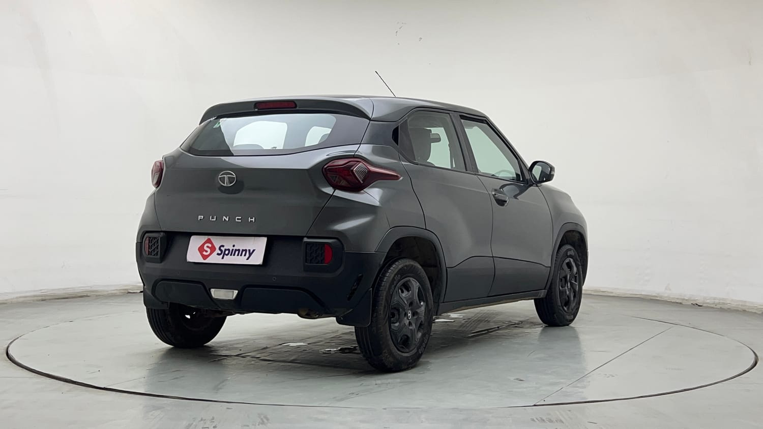 Used 2022 Tata Punch Adventure MT Petrol Manual exterior RIGHT REAR CORNER VIEW