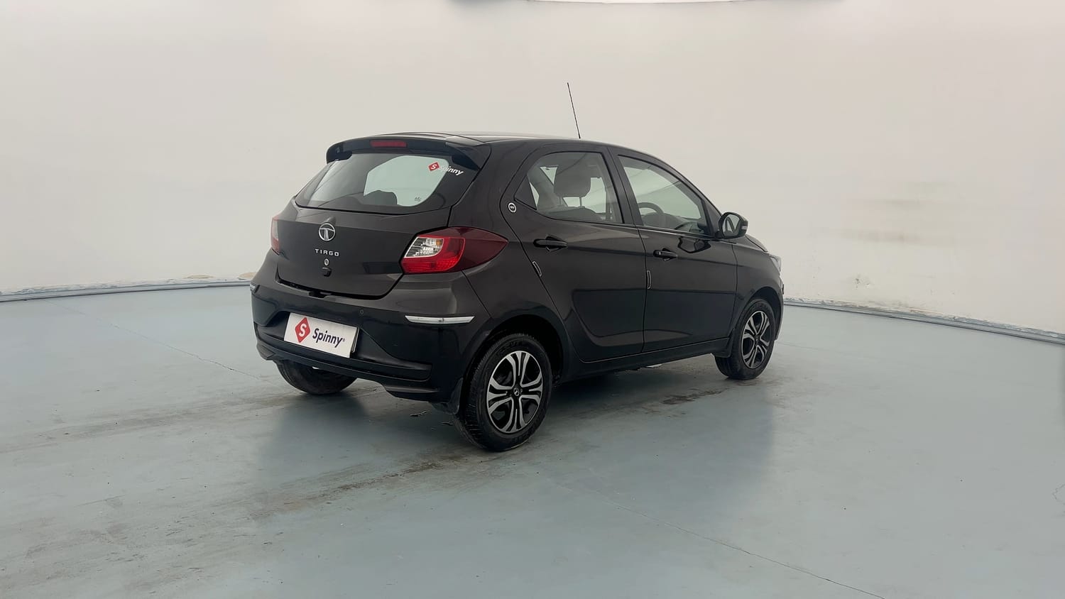 Used 2023 Tata Tiago XT Petrol Manual exterior RIGHT REAR CORNER VIEW