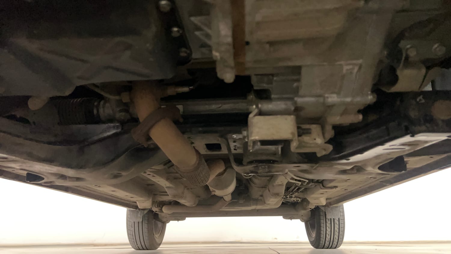 Used 2022 Tata Nexon XZA Plus (O) Diesel Diesel Automatic extra FRONT LEFT UNDERBODY VIEW