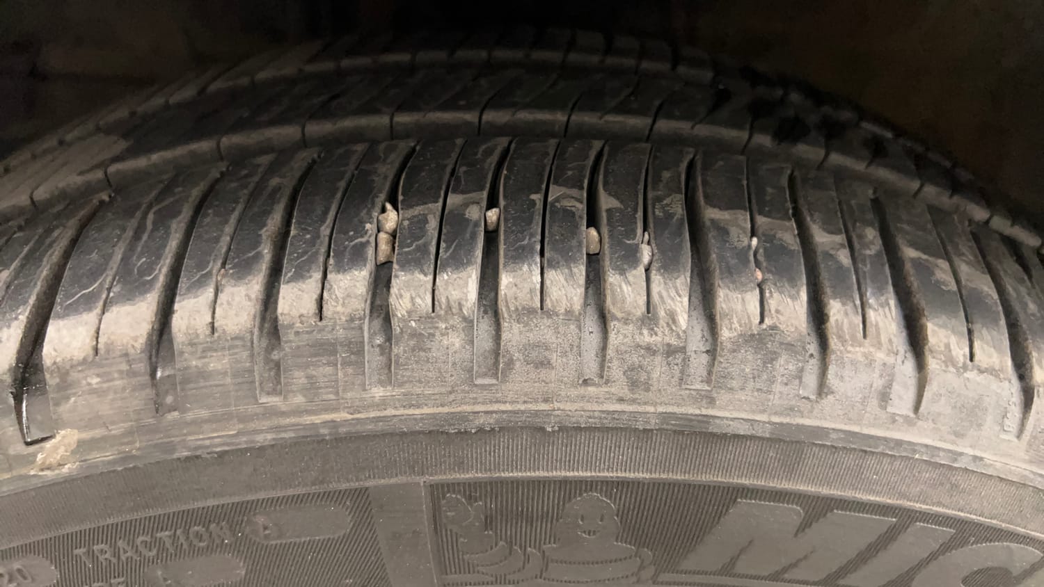 Used 2016 Honda City SV CVT Petrol Automatic tyres LEFT FRONT TYRE TREAD VIEW