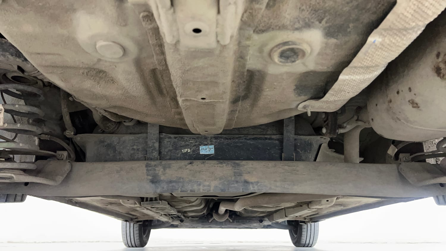 Used 2024 Hyundai Exter S 1.2 MT Hy-CNG Duo Cng Manual extra REAR UNDERBODY VIEW (TAKEN FROM REAR)