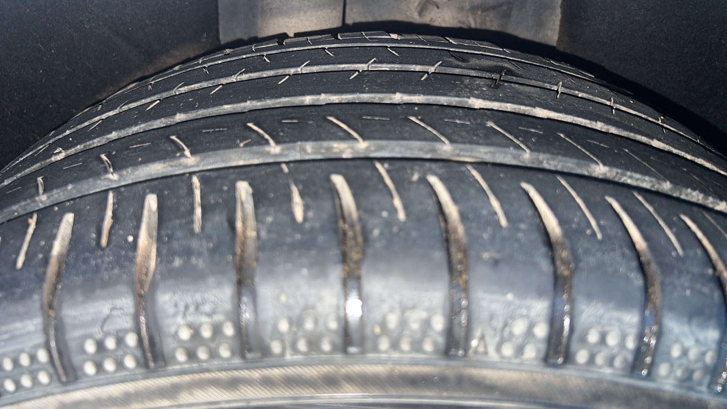 Used 2019 Skoda Octavia 1.8 TSI Style AT Petrol Automatic tyres RIGHT REAR TYRE TREAD VIEW