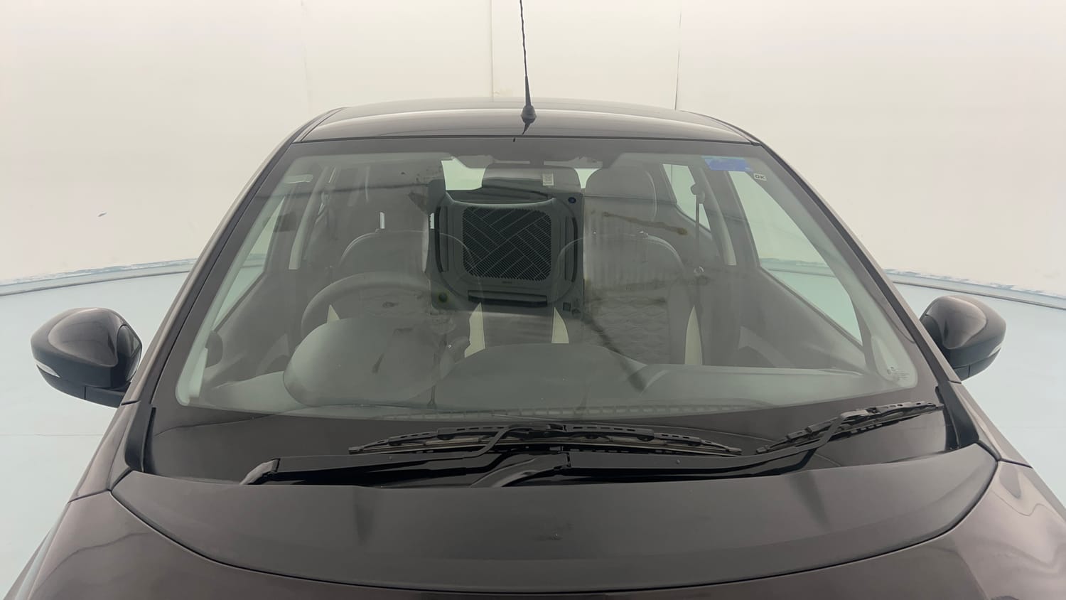 Used 2023 Tata Tiago XT Petrol Manual exterior FRONT WINDSHIELD VIEW