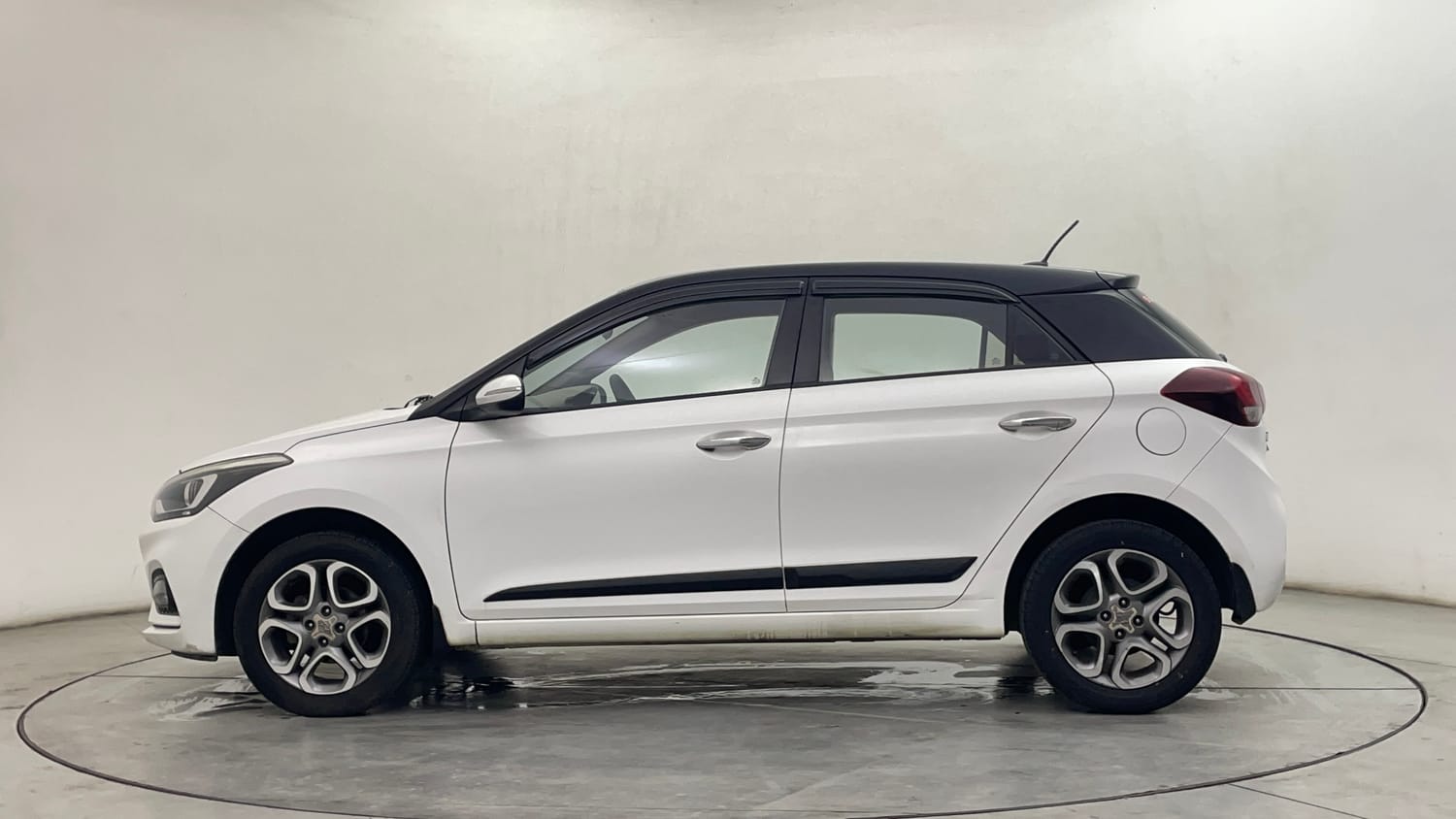Used 2019 Hyundai Elite i20 Asta 1.2 (O) Petrol Manual exterior LEFT SIDE VIEW