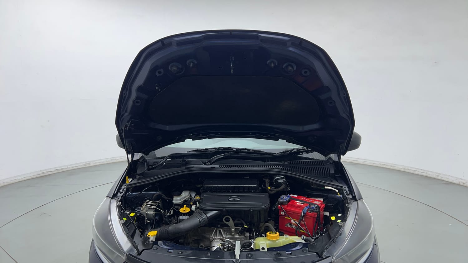 Used 2020 Tata Tigor XM Petrol Manual engine ENGINE & BONNET OPEN FRONT VIEW