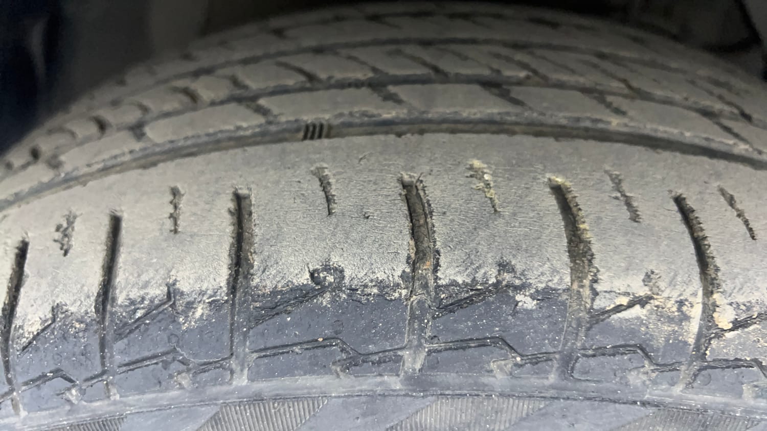 Used 2019 Maruti Suzuki S-Cross Zeta 1.3 Diesel Manual tyres RIGHT FRONT TYRE TREAD VIEW