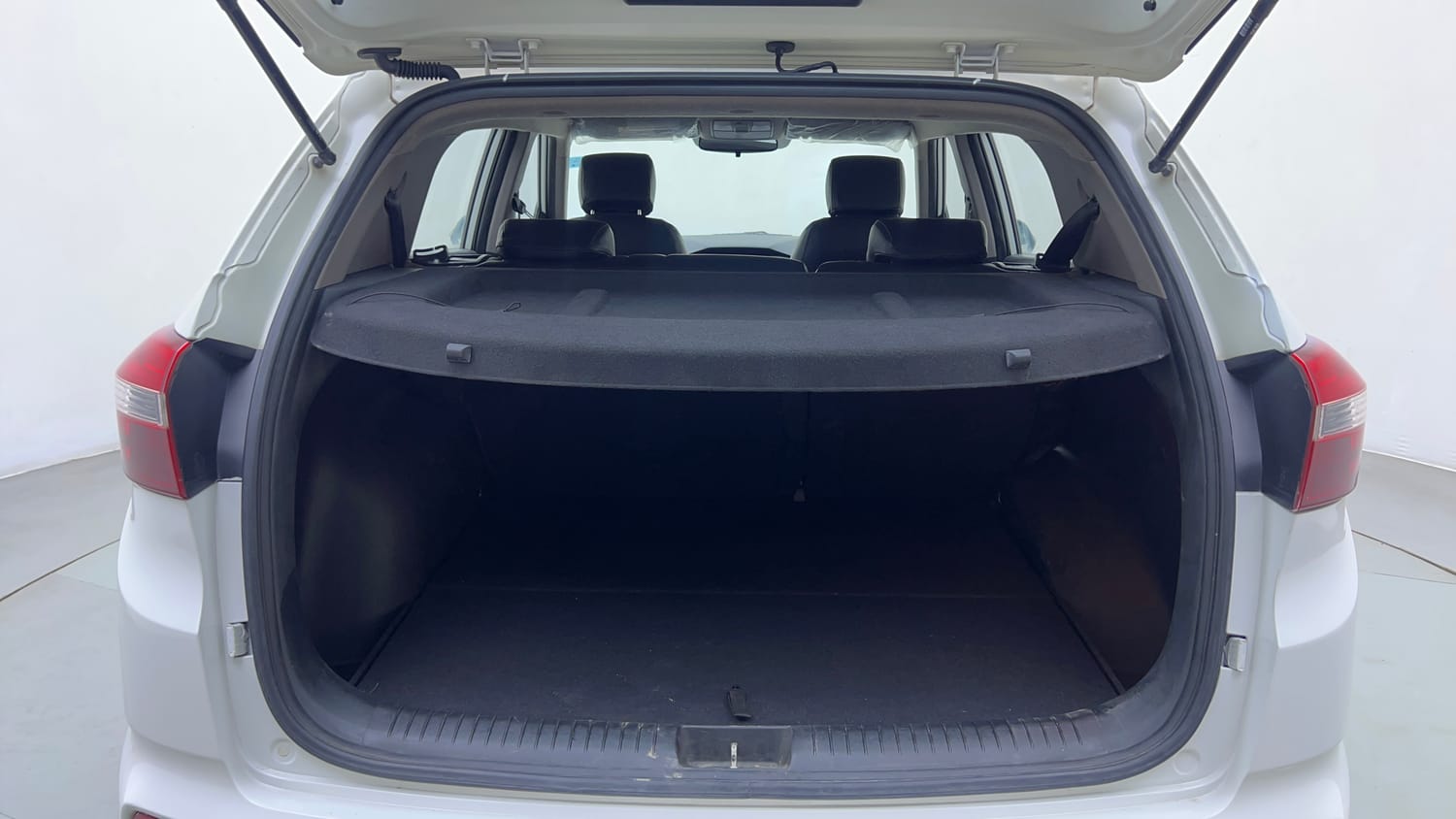 Used 2018 Hyundai Creta SX Plus 1.6 AT Petrol Petrol Automatic interior DICKY INSIDE VIEW