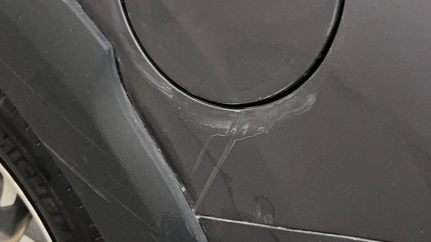 Used 2018 Honda BR-V V CVT Petrol Petrol Automatic dents MINOR SCRATCH