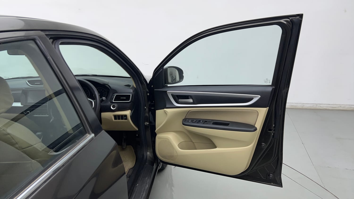 Used 2022 Honda Amaze VX CVT 1.2 Petrol Petrol Automatic interior RIGHT FRONT DOOR OPEN VIEW
