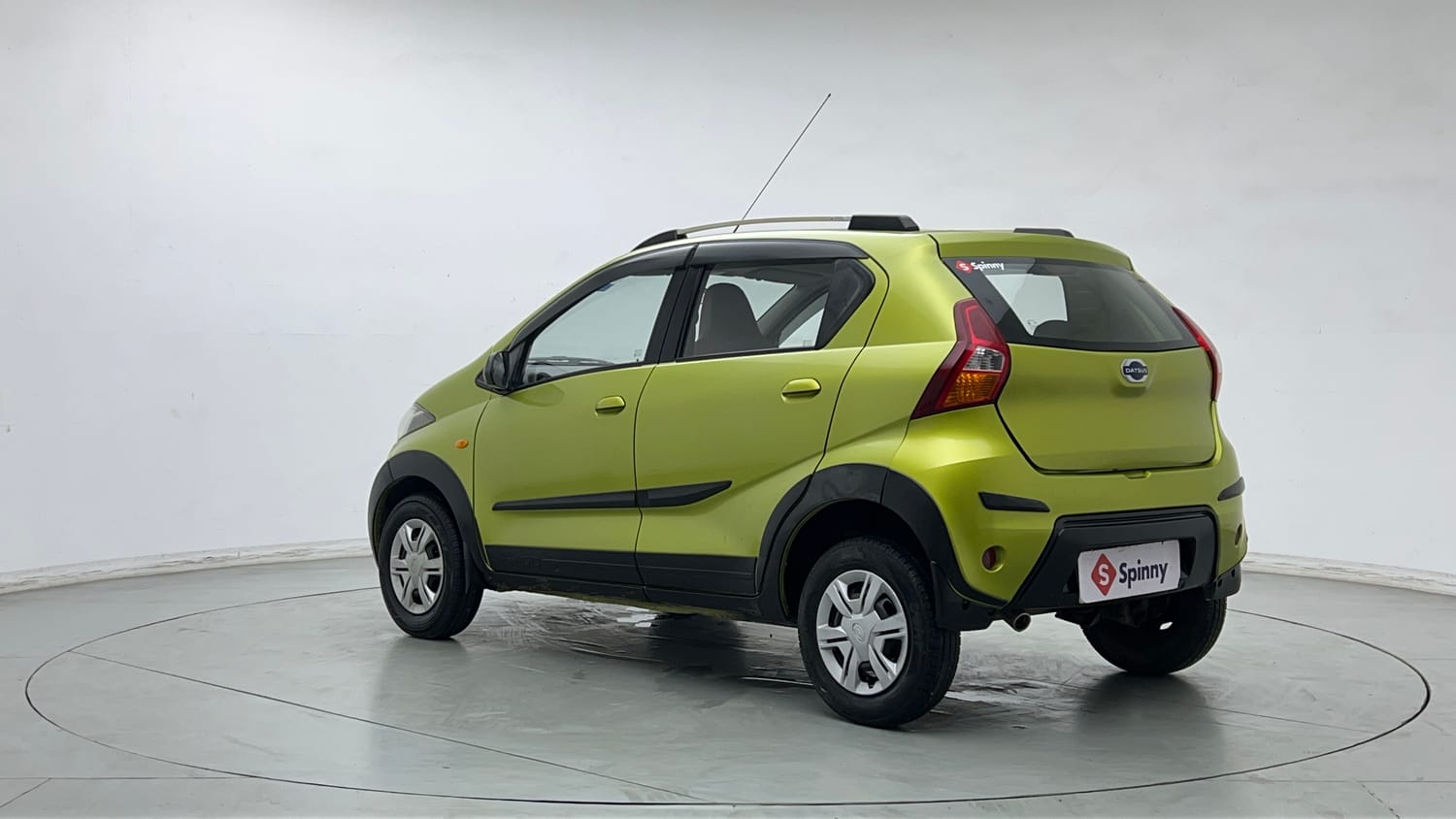 Used 2017 Datsun Redi-GO S Petrol Manual exterior LEFT REAR CORNER VIEW