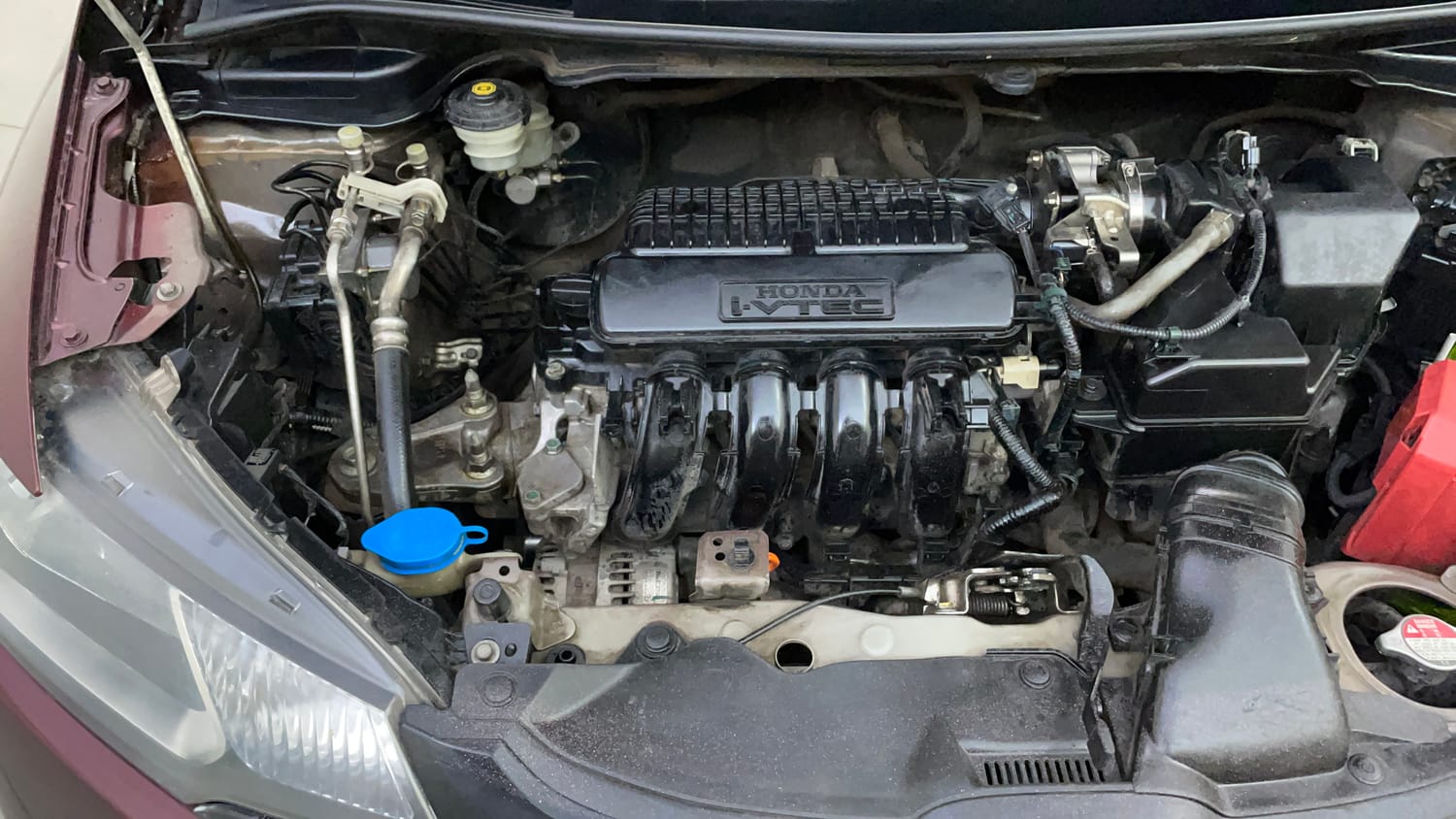 Used 2017 Honda Jazz V AT Petrol Petrol Automatic engine ENGINE RIGHT SIDE VIEW