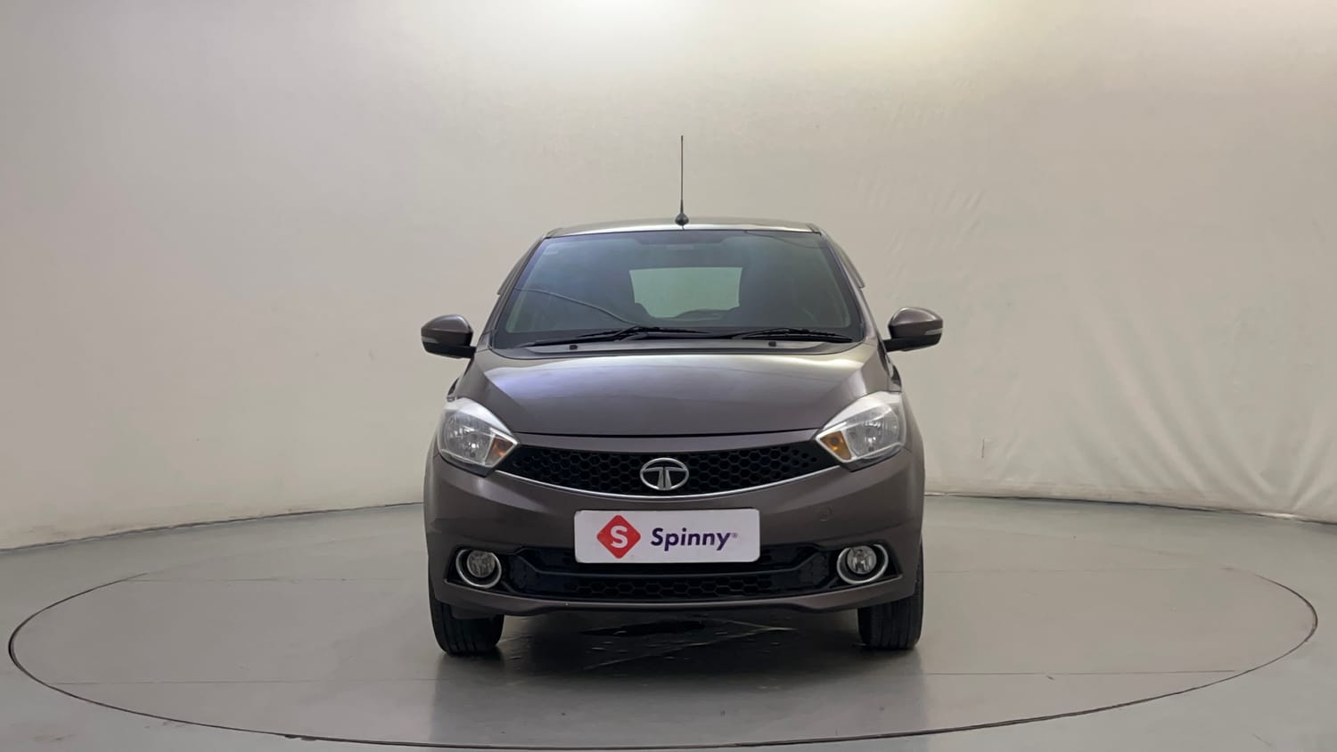 Used 2018 Tata Tiago Revotron XZA Petrol Automatic exterior FRONT VIEW