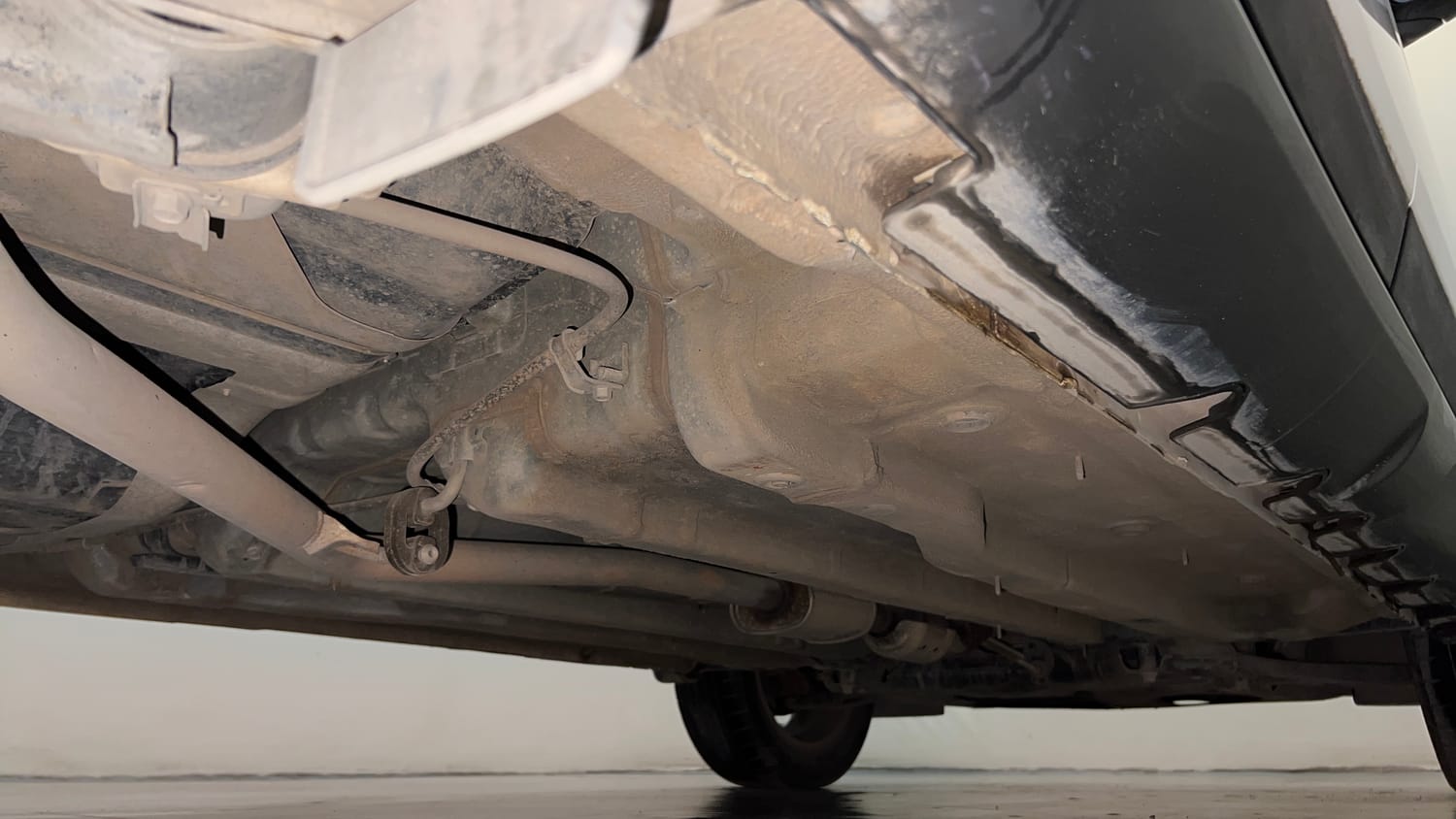 Used 2020 Hyundai Creta SX 1.5 Petrol Petrol Manual extra REAR RIGHT UNDERBODY VIEW