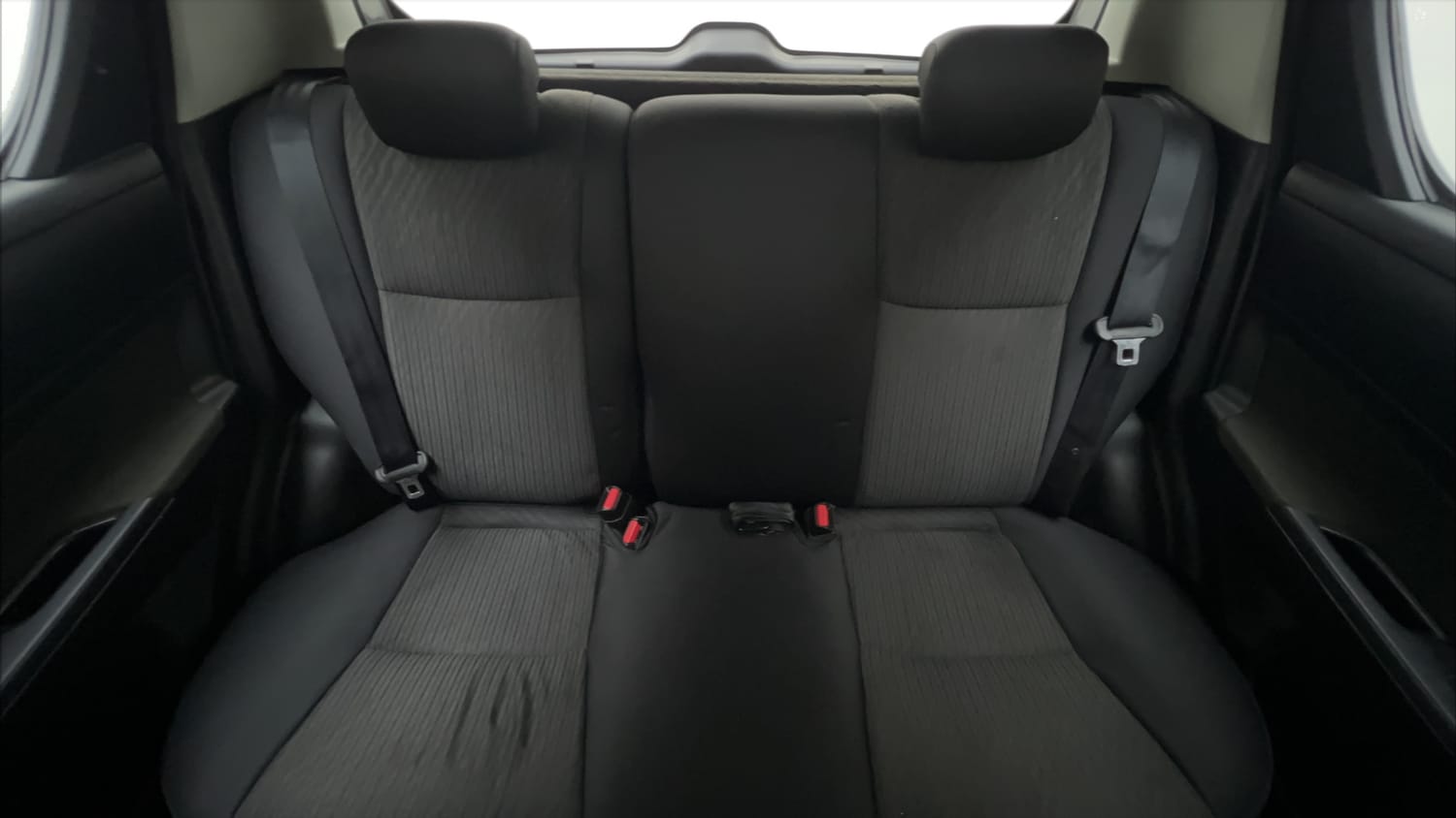 Used 2015 Maruti Suzuki Swift VXi Petrol Manual interior REAR SEAT CONDITION VIEW