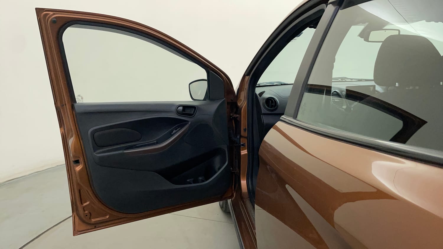 Used 2021 Ford Freestyle Titanium Plus 1.2 Ti-VCT Petrol Manual interior LEFT FRONT DOOR OPEN VIEW