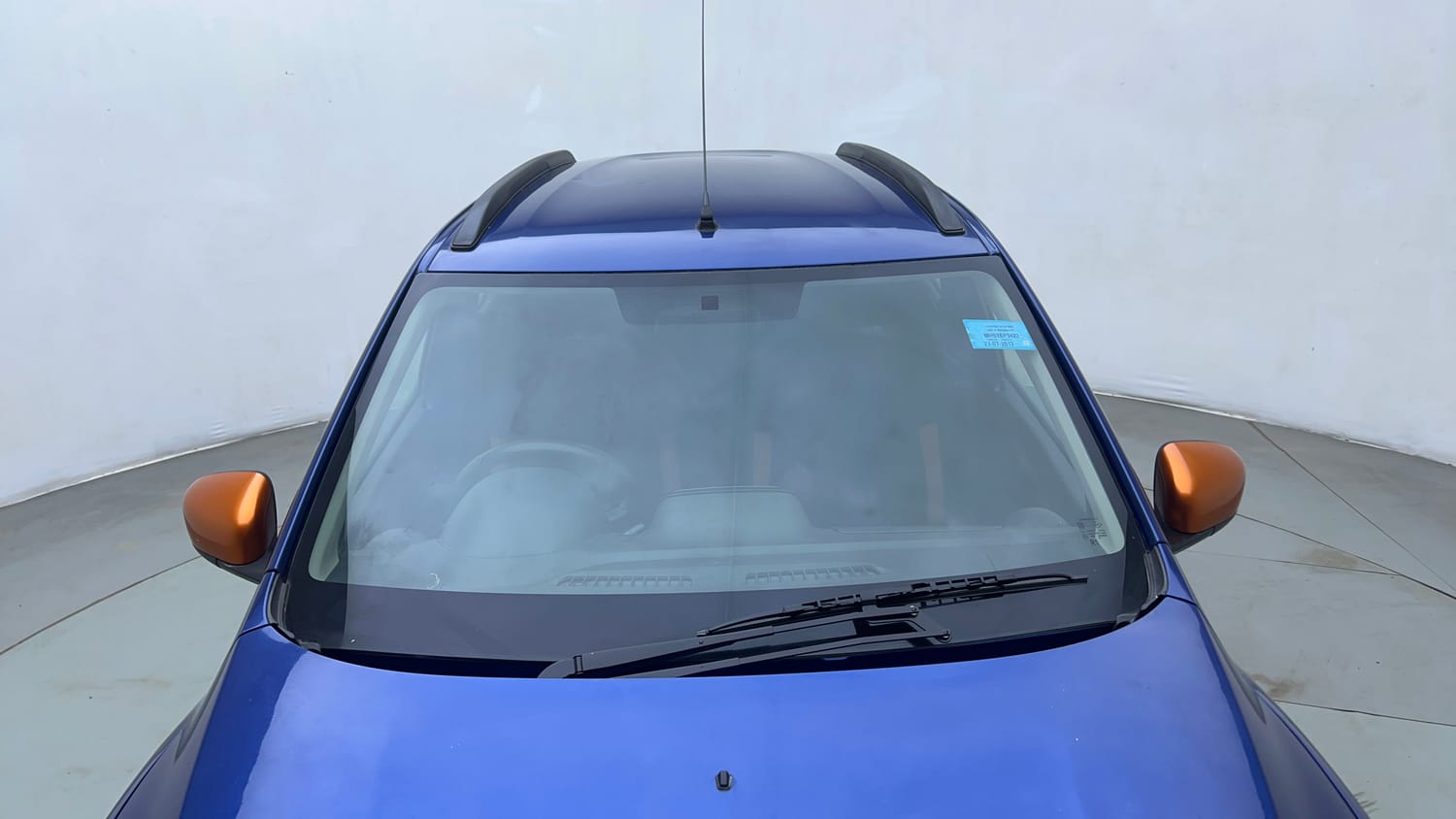 Used 2017 Renault Kwid CLIMBER 1.0 AMT Petrol Automatic exterior FRONT WINDSHIELD VIEW