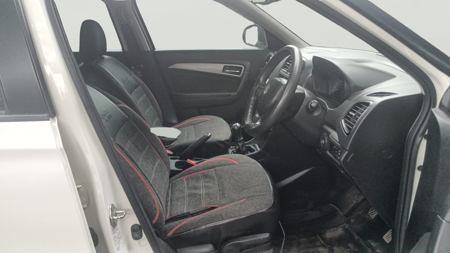 Used 2020 maruti-suzuki Vitara Brezza ZXi Plus Petrol Manual interior RIGHT SIDE FRONT DOOR CABIN VIEW