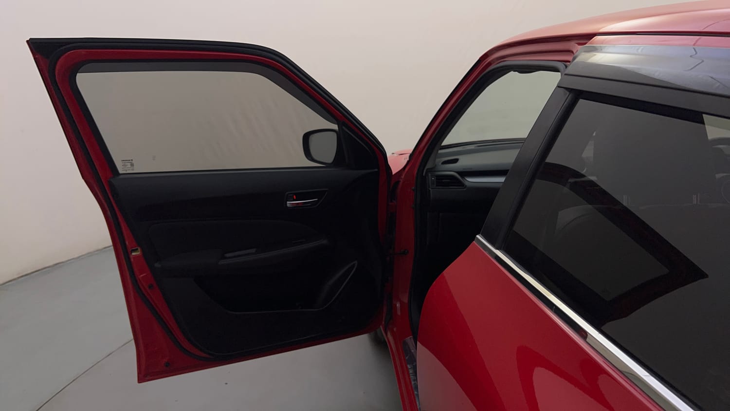 Used 2019 Maruti Suzuki Swift VXi AMT Petrol Automatic interior LEFT FRONT DOOR OPEN VIEW