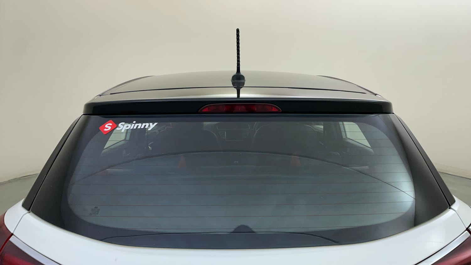 Used 2019 Hyundai Elite i20 Sportz Plus 1.2 Dual Tone Petrol Manual exterior BACK WINDSHIELD VIEW