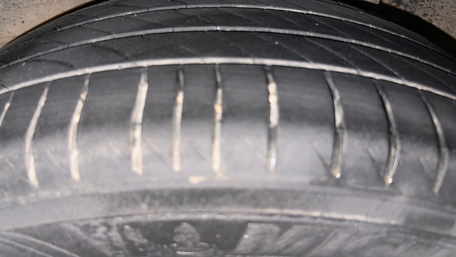 Used 2018 Honda BR-V V CVT Petrol Petrol Automatic tyres LEFT REAR TYRE TREAD VIEW