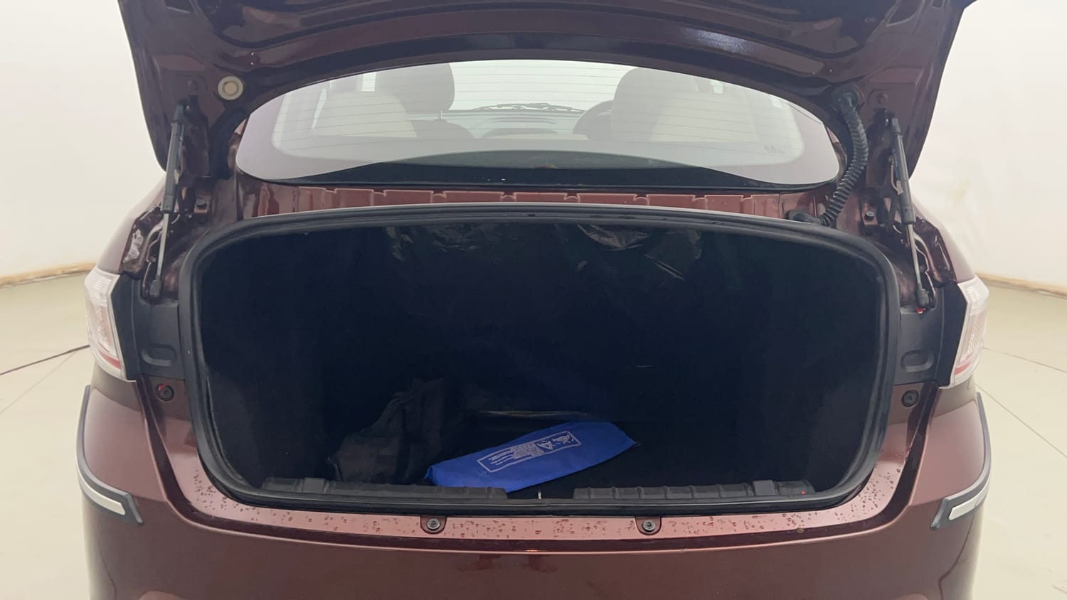 Used 2023 Tata Tigor XZA Plus Leatherette Pack Petrol Automatic interior DICKY INSIDE VIEW