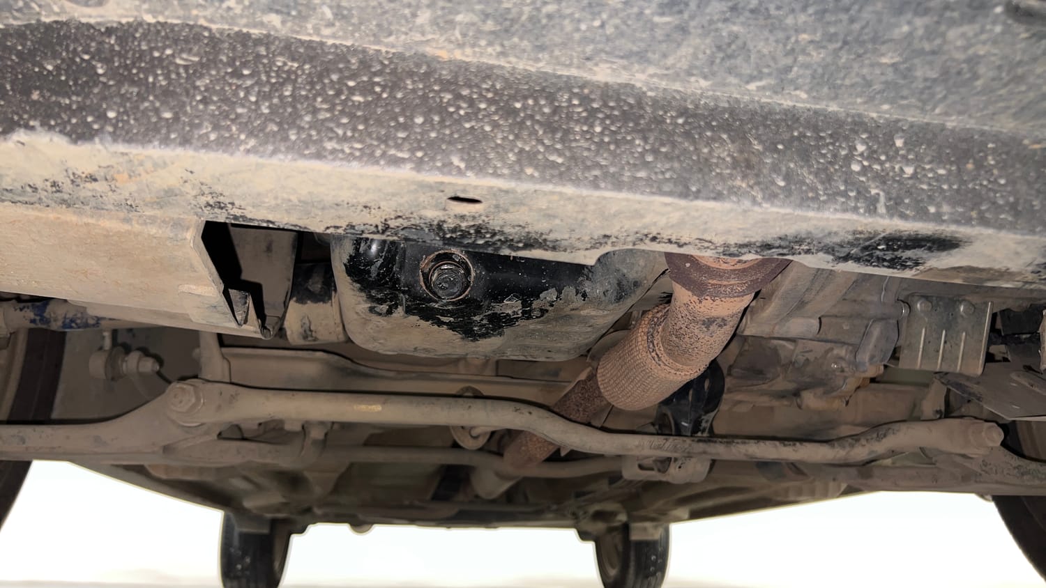 Used 2018 Tata Tiago Revotron XZA Petrol Automatic extra FRONT LEFT UNDERBODY VIEW